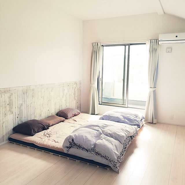 moricoの-ポプラ材の頑丈四つ折れ式すのこベッドの家具・インテリア写真