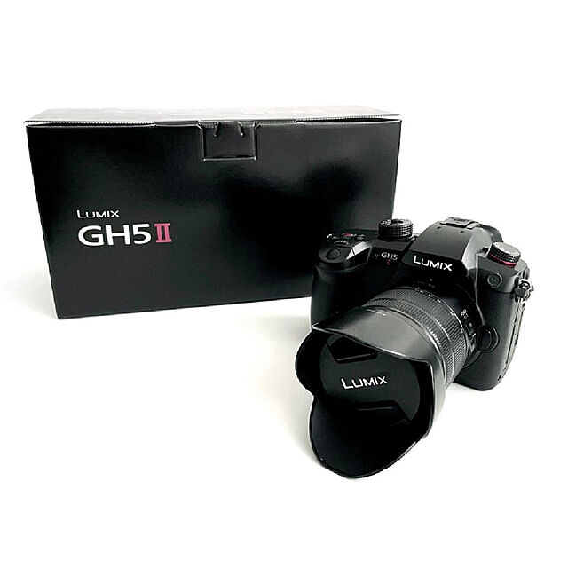 Akiのパナソニック-パナソニック(Panasonic) ミラーレス一眼カメラ ルミックス GH5M2 レンズキット 標準ズームレンズ付属 ブラック DC-GH5M2Mの家具・インテリア写真
