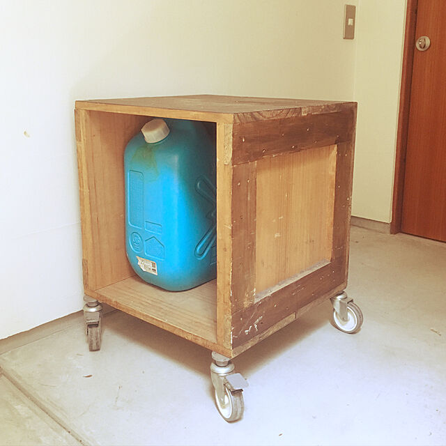 yukieの北陸土井工業-土井金属化成 灯油缶　18L　ブルーの家具・インテリア写真