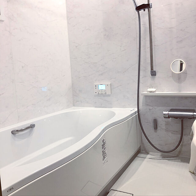 i-chanのニトリ-裏面も洗いやすい 抗菌風呂いす ブロウ 高さ25cm(WH) の家具・インテリア写真