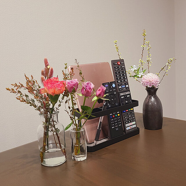 Keimiの山崎実業-山崎実業(Yamazaki) タブレット&リモコンラック ブラック 約W21×D8.5×H10.5cm タワー 7304の家具・インテリア写真