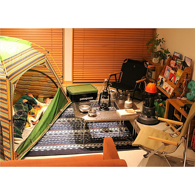 tentpegのeSPORTSオリジナル-クイックキャンプ QUICKCAMP 折りたたみ 一人掛け ローチェア QC-ASC60 BK ブラック QCCHAIR アウトドア キャンプ チェア アウトドアチェア 折りたたみチェアの家具・インテリア写真