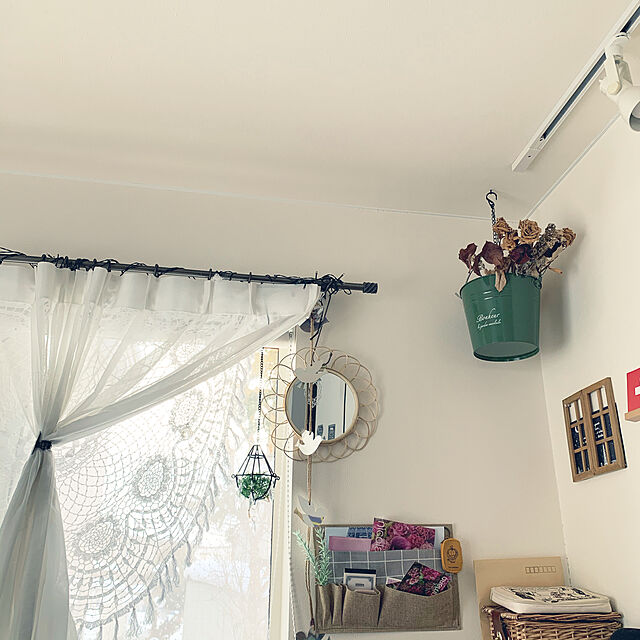 shimoamの-天然の素材感がやさしく映える 職人手作りのインテリアミラー フェリシモ FELISSIMOの家具・インテリア写真