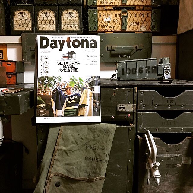 Mr.Romanのネコ・パブリッシング-Daytona (デイトナ) 2016年11月号 Vol.305の家具・インテリア写真