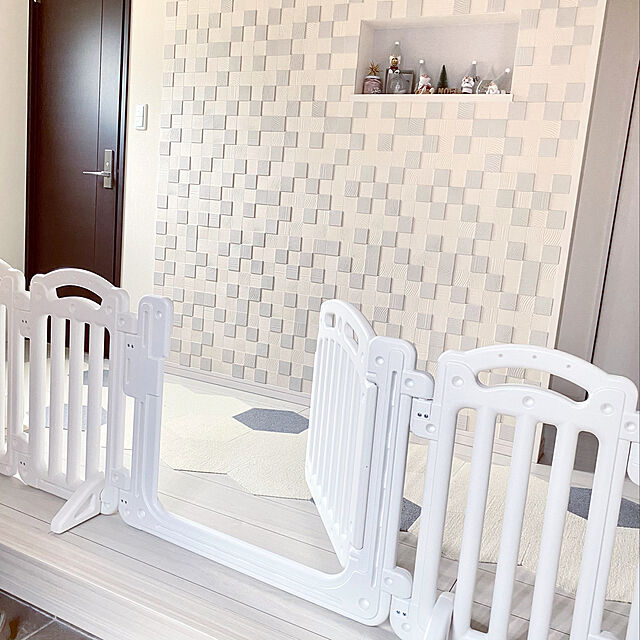 Mamiyの-ベビーゲート 置くだけ 自立式 ドア付き パーテーション パーティション ワイド 拡張ベビーゲート ソノバ de ゲートF(L) ネビオ Nebioの家具・インテリア写真