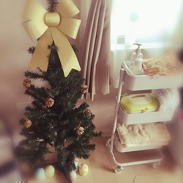 tomomiの-【クリスマスツリー】トイザらス限定　120cm　15球ライト付きセットツリー　スウィーツの家具・インテリア写真