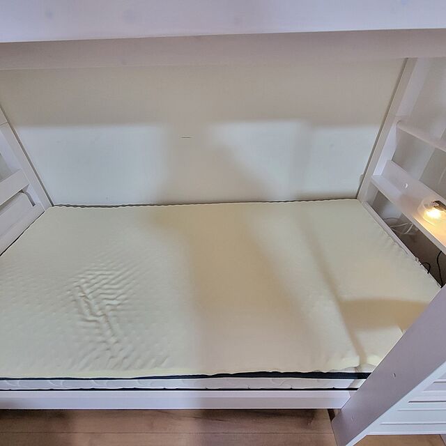 Manamiのシルフィーズ-ニットワッフル敷きパッド 吸水速乾 シングルの家具・インテリア写真