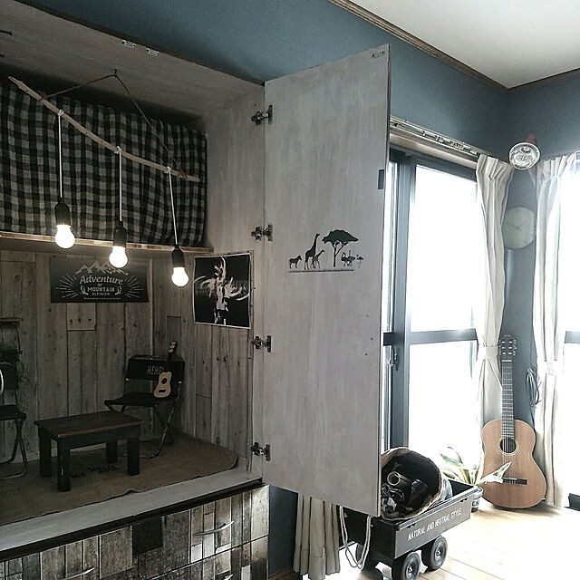 yuriyanaの-壁紙の上に塗れる水性ペンキイマジンブルーグレートーンペイント4L水性塗料(約24〜28平米使用可能)※メーカー直送商品の家具・インテリア写真