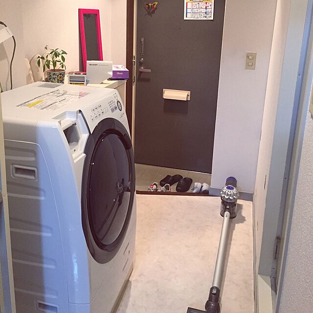 akoのシャープ-シャープ 洗濯乾燥機 ドラム式 左開き 7kg ホワイト ES-S7B-WLの家具・インテリア写真
