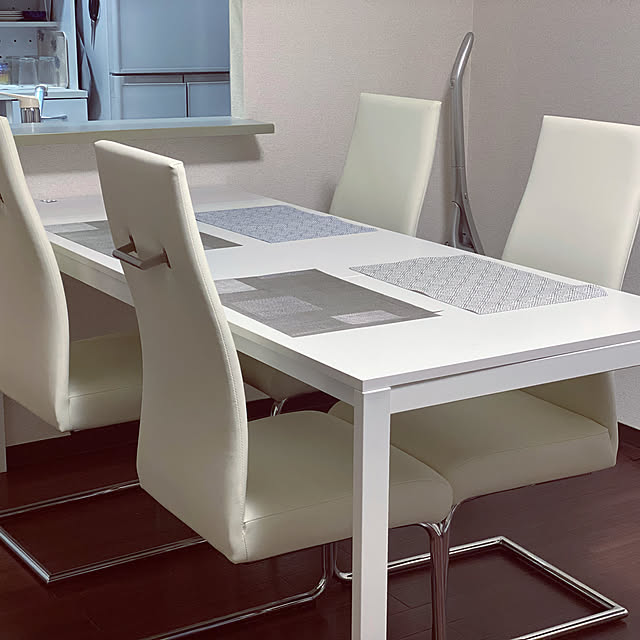 IKEA VANGSTA 伸長式テーブル 2~4人用 IKEA VAUGSTA 伸長式テーブル イケア