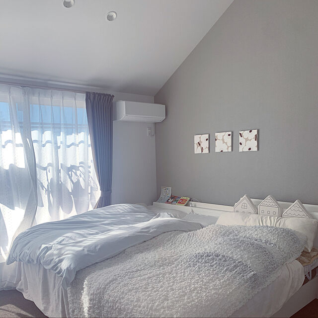 apricotのニトリ-ダブルベッドフレーム(ヴァイン WH アサヒキ25) の家具・インテリア写真