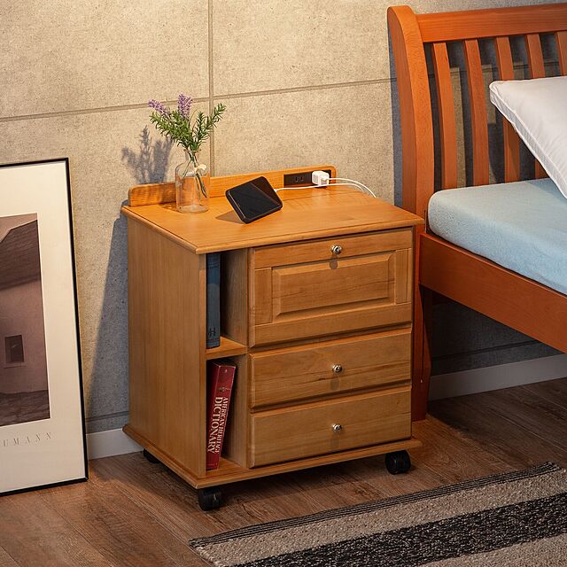 liveitの-木製サイドワゴン サイドボード ナイトテーブル サイドテーブル チェスト コンセント付きの家具・インテリア写真