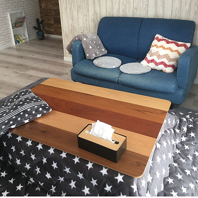 s.a.yのニトリ-クッションカバー(シェブロン R) の家具・インテリア写真