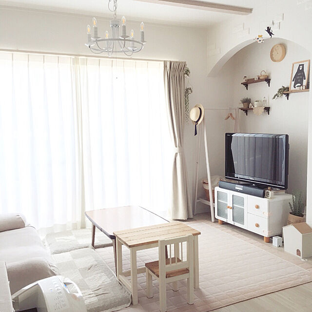 yukinyanのイケア-IKEA　子供用　「木製ハンガー５本セット」　ベビー/キッズ用ハンガー/ナチュラル/ビーチ無垢材の家具・インテリア写真