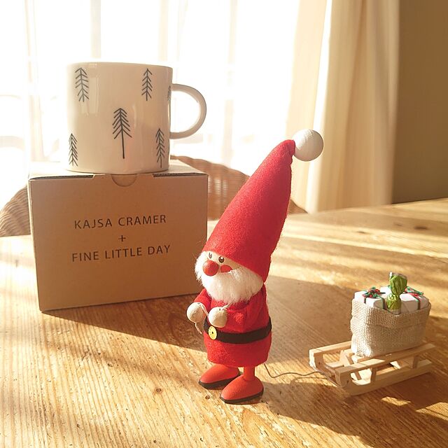 dreamboxの-【クーポン対象 12/11 10:59まで】 ノルディカニッセ そりを引いたサンタ フェルトシリーズ 赤 NORDIKA nisse クリスマス 雑貨 木製 人形 北欧 NRD120060の家具・インテリア写真