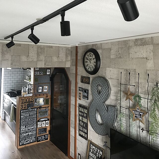 guriguraの-ステーションクロック Sサイズ 1508-15 (ot) 両面時計 壁掛け 壁掛式両面 ボスサイドウォールクロック ホワイト ブロンズ マットブラック 秋月貿易 室内用 ノーブルアイアンの家具・インテリア写真