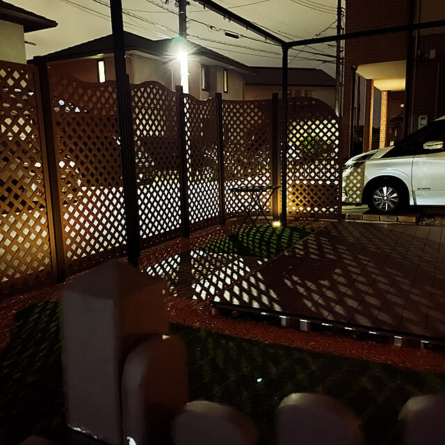 marurinの-ガーデンライト ソーラーライト led 屋外 防水 自動点灯 埋め込み  おしゃれ 4個セットの家具・インテリア写真