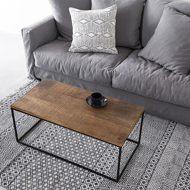 ILOITのライフデザイン-Simple - Industrial センターテーブル マンゴー無垢材の家具・インテリア写真