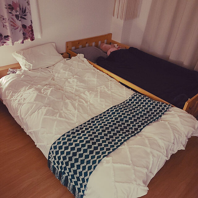 minのHisashi-Hisashi ブランケットソファデコレーション 毛布ベッド ニット毛布 フリンジ ホワイトストライプ 130*170cmの家具・インテリア写真