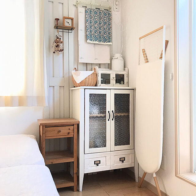 akkoのtosca-スタンド式アイロン台 トスカ ironing board 折り畳み/ボタンプレス機能/北欧の家具・インテリア写真