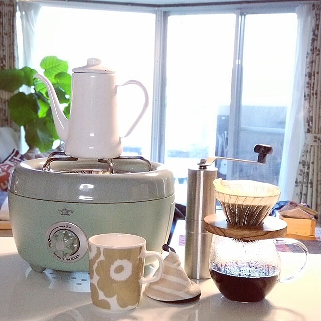 sakusakuのmarimekko-マリメッコ マグカップ コップ 250ml 食器 UNIKKO ウニッコ ホワイト×ベージュ 070401 180 [並行輸入品]の家具・インテリア写真