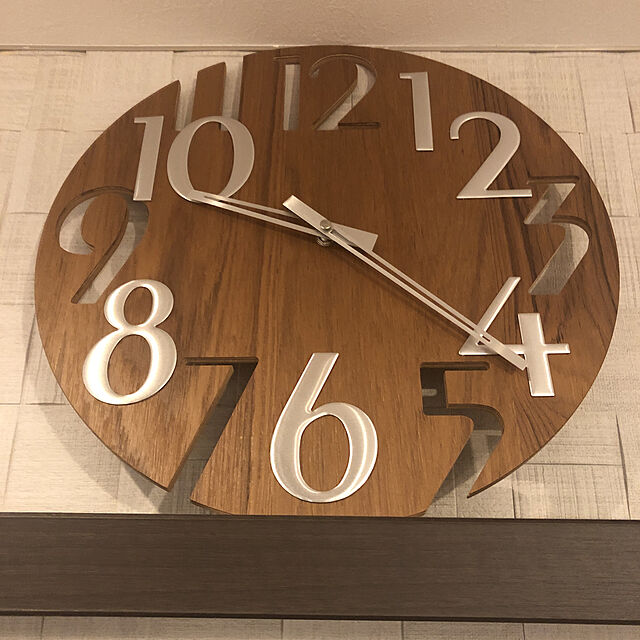 miyayuuの-ジョージネルソン 時計 掛け時計 ウォールクロック ウォルナット ウォールナット チーク 正規ライセンス ネルソンクロック 掛時計 壁掛け時計 おしゃれ かわいい かっこいい 正規品 木製 モダン レトロ 北欧 時計 壁掛け 壁掛 時計 ブラウン 茶 ミッドセンチュリーの家具・インテリア写真