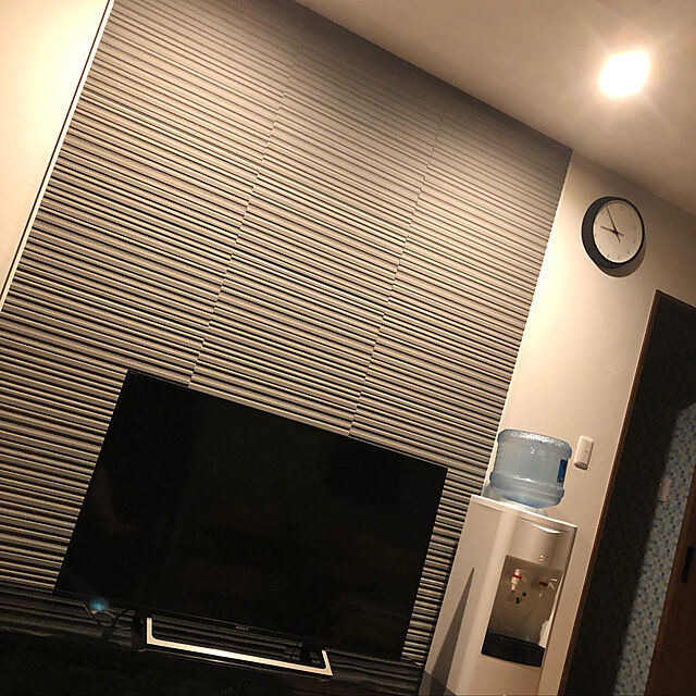 yamamisa33の-掛け時計 壁掛け時計 取り付けフックプレゼント 電波時計 カトモク 無垢 ラウンド ウォール クロック 7 ブラック km-60BRCの家具・インテリア写真