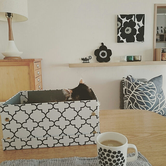 sumosarozaの-marimekko PUKETTI マグカップ/モノトーン・ホワイトベース 90（190）【68354】マリメッコ プケッティの家具・インテリア写真