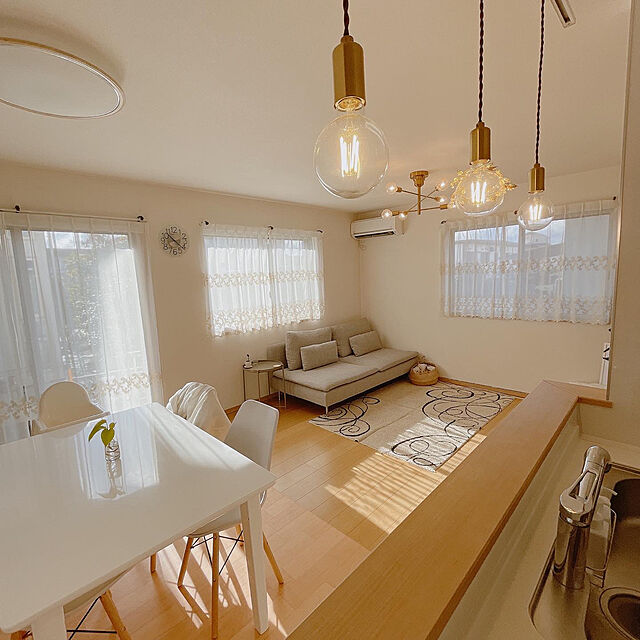 maa_ouchi___のイケア-IKEA/イケア GLADOM/グラドム：トレイテーブル ダークグレーベージュ（105.137.64）の家具・インテリア写真