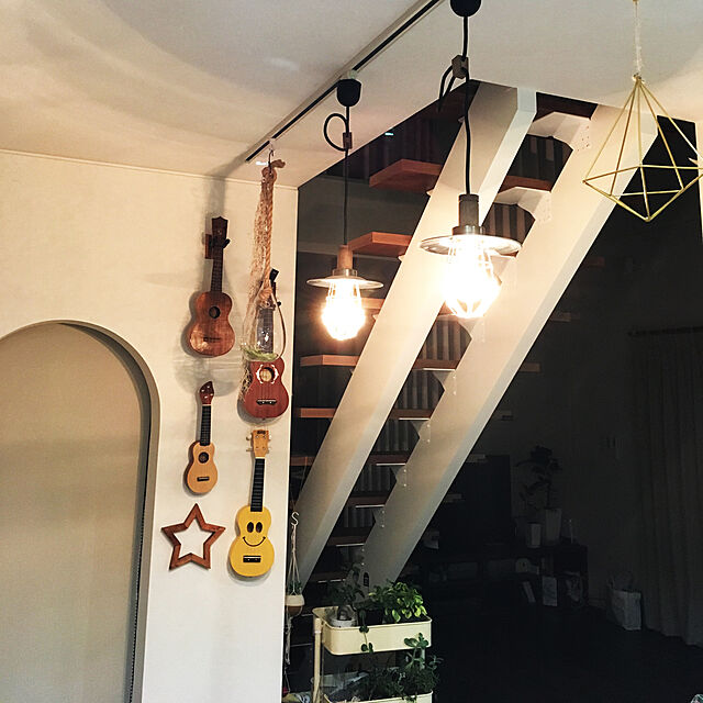 kajitta.ringoのMyoffice-Myoffice　楽器　壁掛け　ギターハンガー　ホルダー　フック　取付簡単　ネジ付きの家具・インテリア写真
