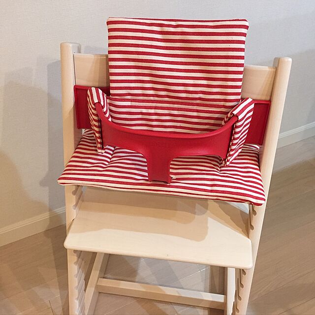 siiiiのSTOKKE-Stokke ストッケ ベビーチェア ハイチェア 本体 トリップトラップ 食卓 赤ちゃん 椅子 ホワイトウォッシュの家具・インテリア写真