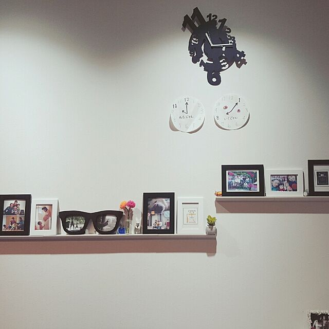 Rieの-CD・Postcard & Mini Figure Display Wall shelf /CD・ポストカード＆ミニフィギュア ディスプレイ　シェルフ 【あす楽対応】 売れ筋の家具・インテリア写真