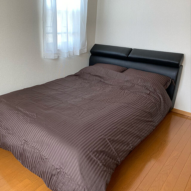 Yoshiのニトリ-ダブルベッドフレーム(ムーヴ BK) の家具・インテリア写真