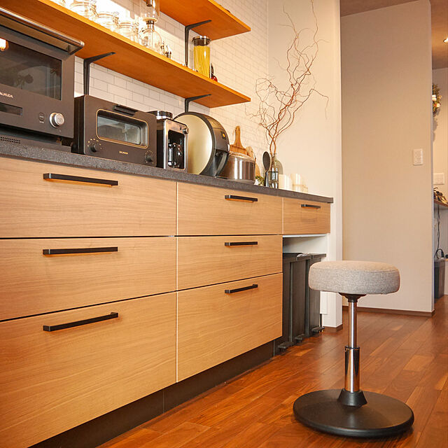 innovation16の-BERARD（ベラール） オリーブウッド カッティングボード 中 54071 木製 食器 プレート ウッドプレート トレー カフェ 長方形の家具・インテリア写真