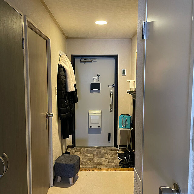 Emafuの山崎実業-山崎実業 マグネット折り畳みドアストッパー スマート smart ブラック 2487の家具・インテリア写真