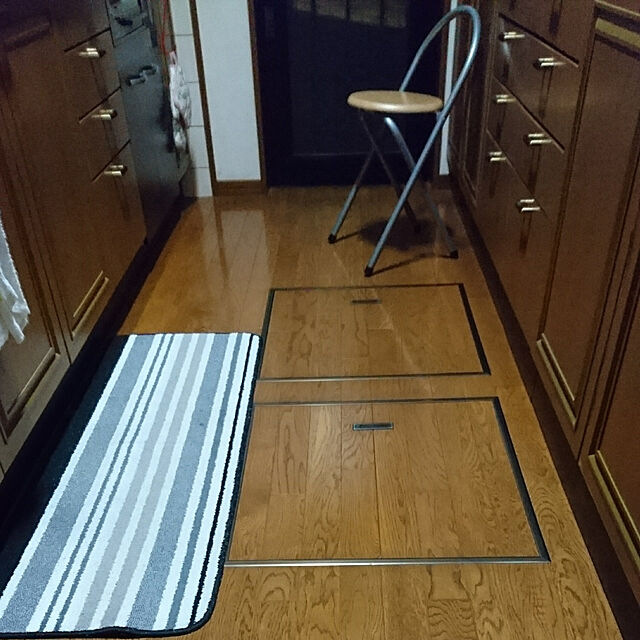 akesanのニトリ-キッチン用フロアマット(N イアン14 GY 45x180) の家具・インテリア写真