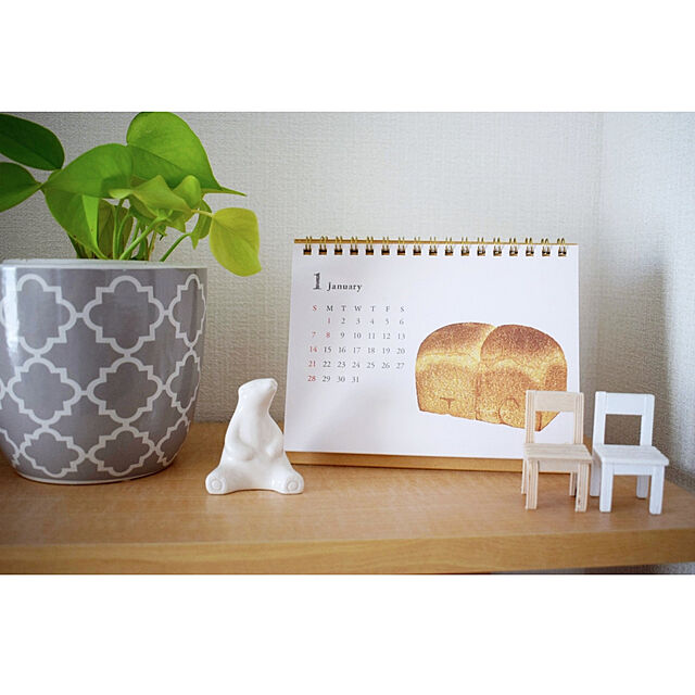 kepeの-彦坂木版工房木版画 2018年卓上カレンダー焼きたてパンやお菓子のイラストカレンダーの家具・インテリア写真