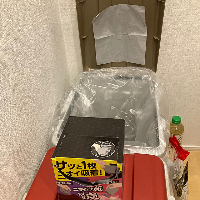 Makotoのエステー-脱臭炭 ニオイとり紙 脱臭剤 60枚 生ゴミ ゴミ箱 靴 おむつ用 消臭 消臭剤の家具・インテリア写真