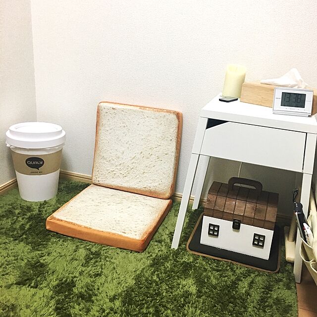 ojigixhのニトリ-モチモチクッション(食パン) の家具・インテリア写真