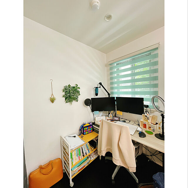 machaのComHoma-ComHoma オフィスチェア ハイバック メッシュ アームレスト ロッキング機能 腰を支え グレー (CH118-GRAY)の家具・インテリア写真