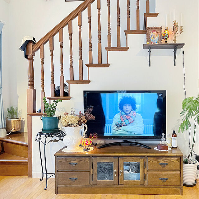 ayumiの-アロマディフューザー 生活の木 エッセンシャルオイルディフューザー 【ラウンド】 タイマー付き ネブライザー式の家具・インテリア写真