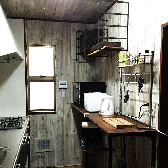 kokoyuriの-のりなし　のり付き　 サンゲツ おしゃれ 壁紙 木目調 RE-2628の家具・インテリア写真
