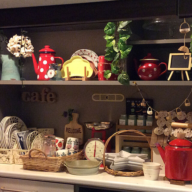 eighterの-【Sサイズ】星形のお皿「トゥインクルスタープレート」 多治見焼 スタープレート 星形プレート ホームパーティ クリスマス 誕生日会 食器 カフェ風 北欧風 レトロ可愛い 日本製の家具・インテリア写真