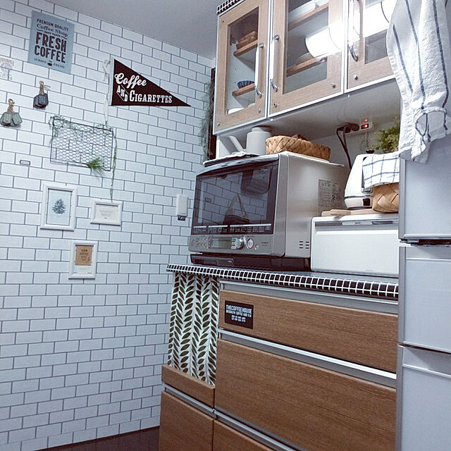 L_S_Jの-Catherine Lovatt ティーポット「ホワイト」 ファミリーセット SERAX　ベルギーの家具・インテリア写真