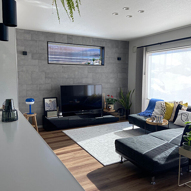 kahomeの-ハンドルトレイ サイドテーブル 直径40cm 【ART OF BLACK】の家具・インテリア写真