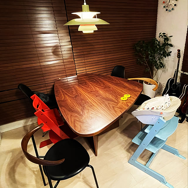 otkenの-【DINING SET キャンペーン対象・pt10倍】CARL HANSEN & SON（カール・ハンセン＆サン）CH88P / オーク材・オイル仕上げ・ブラック脚 / Thor 301 / ダイニングチェアの家具・インテリア写真