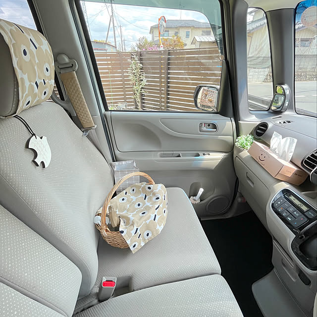 写真付きレビュー シートベルトカバー 高級感 車 パッド クッション 2個 レザー おしゃれ カー 旅行 大人 女性 シート 保護 圧迫感 軽減 ショルダーパッド 肩当て 子ども 内装の通販商品 口コミ情報 Roomclipショッピング