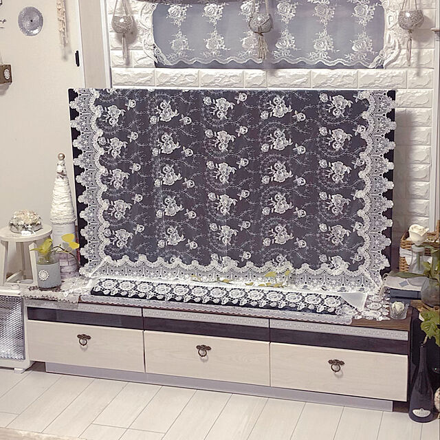 hiroの株式会社クレイブ-Brilliantly-Crystal　総柄刺繍＆ギュピール 　テーブルクロス 約135×225cmの家具・インテリア写真