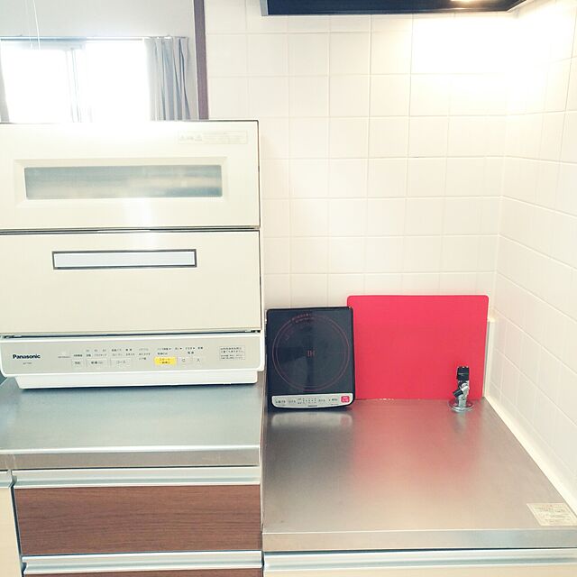 tttukya11n26の-【送料無料】パナソニック 食器洗い乾燥機 ベージュ NP-TR9-C [NPTR9C]【RNH】の家具・インテリア写真