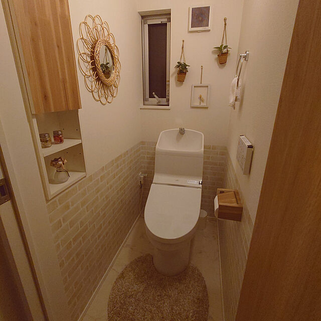 mayumiのニトリ-円形トイレマット(ソフティ2 60R IV) の家具・インテリア写真
